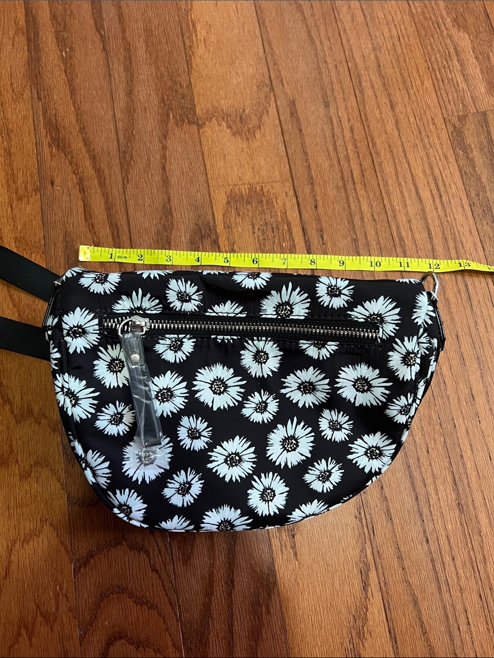 Daisy Crossbody Belt Ali Bag by lemon drop - Picture 3 of 4